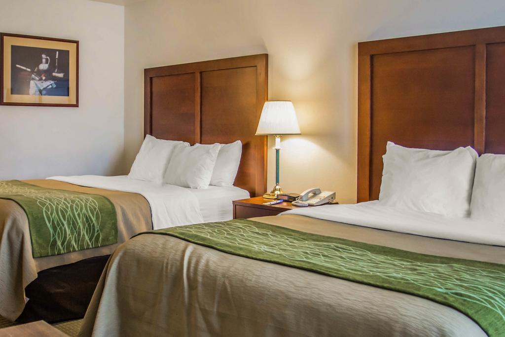 Hotel Comfort & Antelope Valley