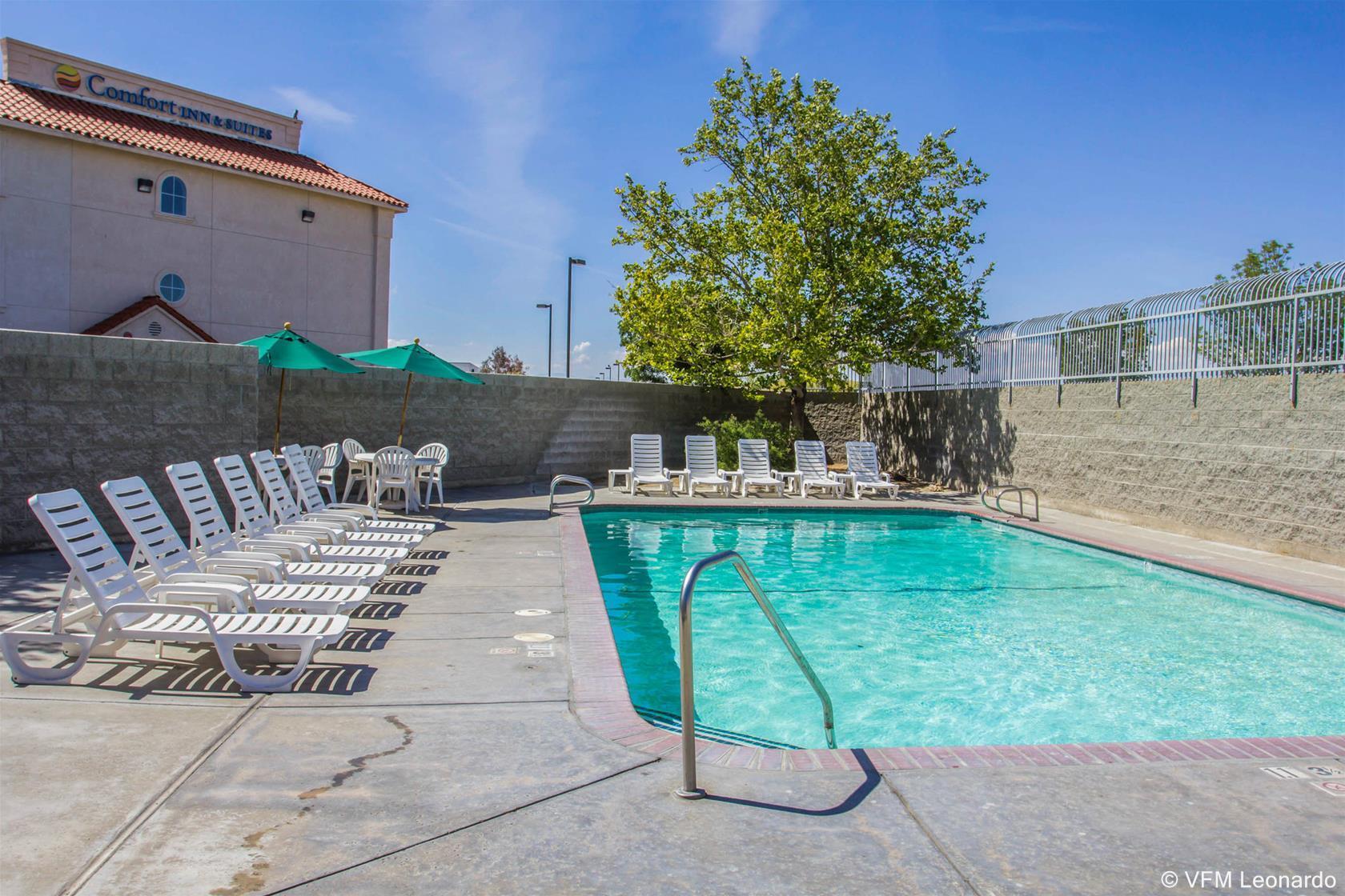 Comfort & Antelope Valley Hotel