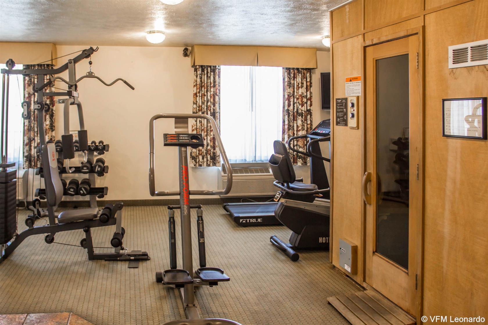 Hotel Comfort & Antelope Valley 3*